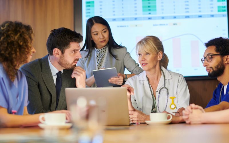 Người tiến hành tố tụng hành chính là những ai?